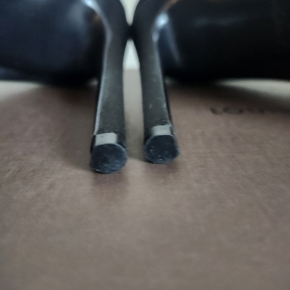 Louis Vuitton Black Satin Embellished Peep Toe Pumps Size 37 - Picture 10 of 15